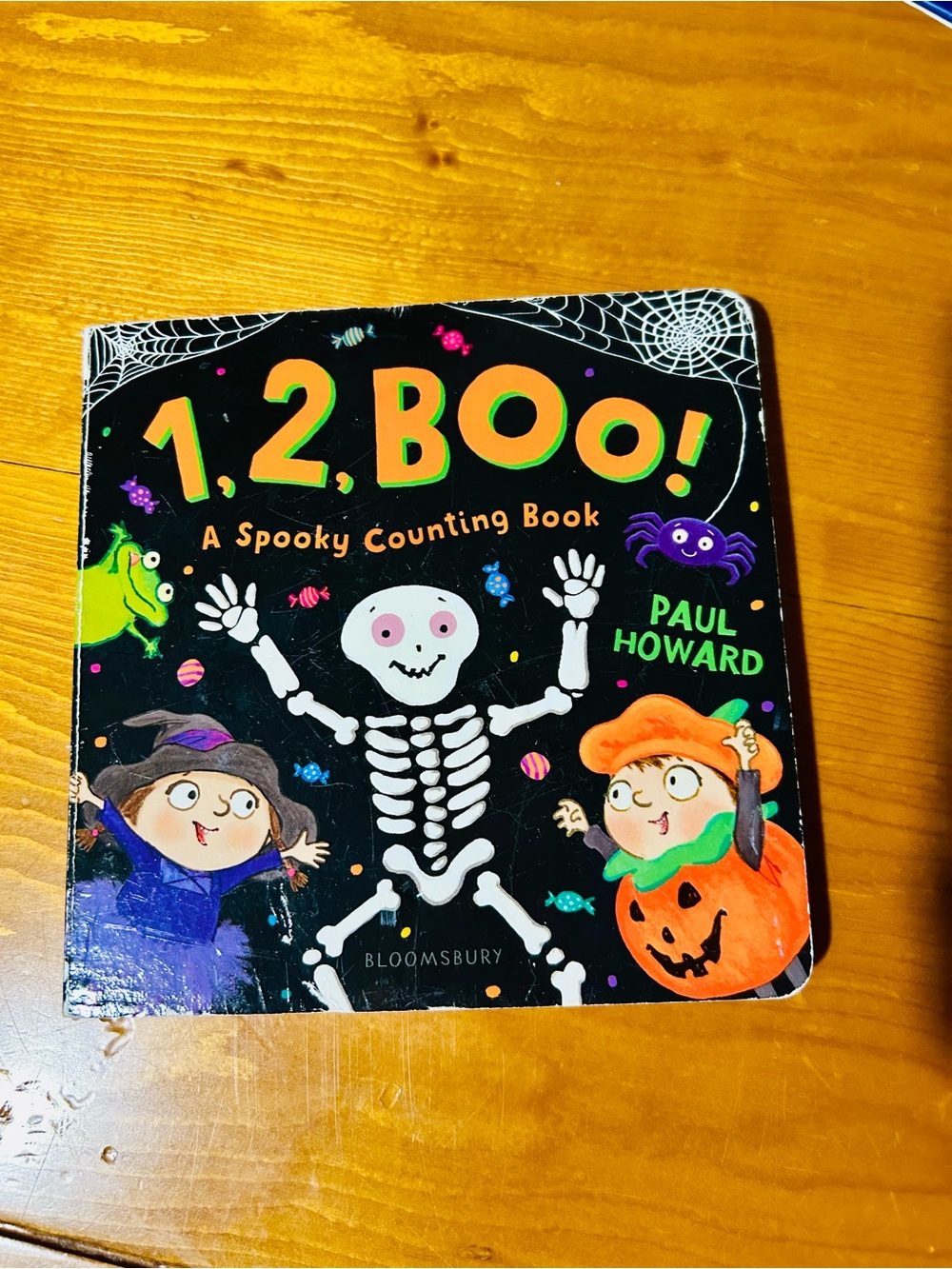 (3/$10) 1, 2, Boo! A Spooky Counting Board Book